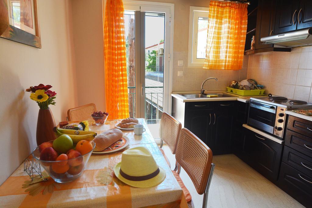 Alexandra Apartment Ipsos Esterno foto