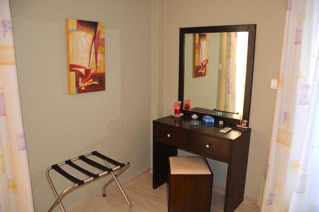 Alexandra Apartment Ipsos Esterno foto